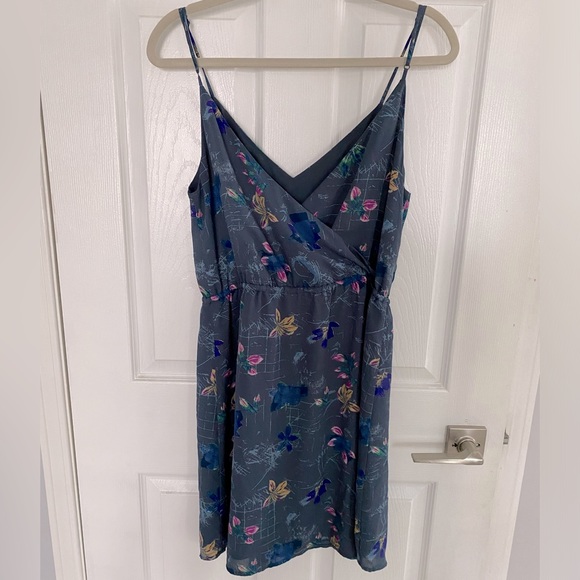 Babaton spaghetti strap cinched dress size S - Picture 4 of 4